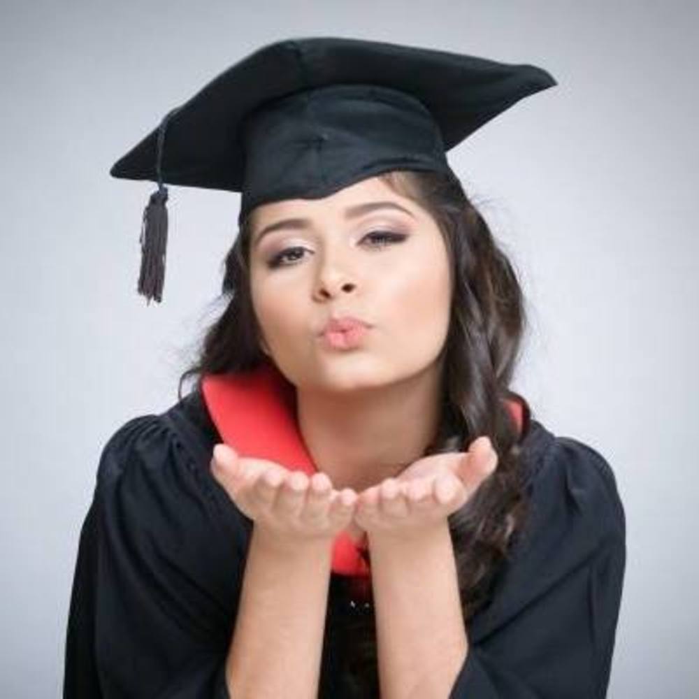 Meet your Posher, Nikita